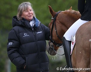 Danish pony team trainer Jette Nevermann having a chat with Elisabeth Ulrich after her ride on Dornick Son