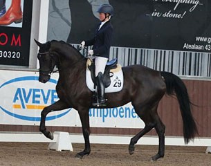 Kara Bosman and Obelle Amour de Tamise at the 2017 Corsendonk Cup :: Photo © Danny Bonnet
