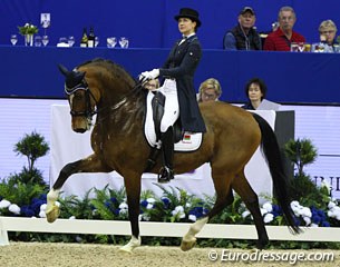 The talented Aromats offspring Arlekino brought his Belarussian rider Hanna Karasiova to the World Cup Finals. Unfortunately the gifted mover was irregular today and struggled with the piaffes