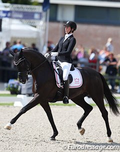 Carina Cassoe Kruth on Heiline's Danciera (by Furstenball out of the full sister to Dancier (by De Niro x Lancier))