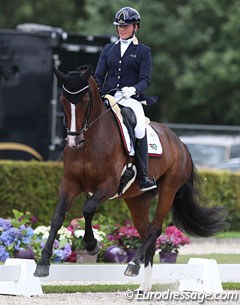 Italian Norma Paoli on the very gifted Hanoverian bred Lisara (by Lissaro van de Helle x St Moritz)