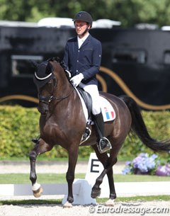 French Julien Vincent on Bénédicte Guillot de Suduiraut's KWPN bred Girello VWM (by Andretti x Royal Dance)