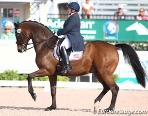 Shelly Francis and Doktor were not on best form. The horses consistently dropped in the contact and his normally superb piaffe-passage work was quite unsettled. Pity