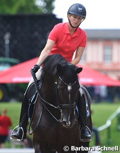 Nadine Capellmann schooling her small tour horse Look at Me