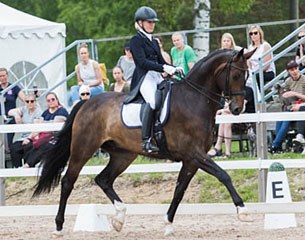 Stella Hagelstam and Pin Rock's Foxfire Blitz at the 2017 Finnish Grand Prix Championships :: Photo © Sonja Holma