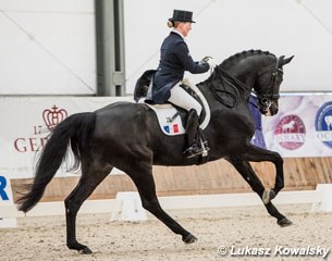 Karen Tebar on Ricardo