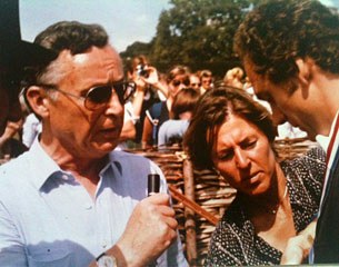 Ruth Klimke flanked by German TV commentator Fritz Knippenberg and Dr Schulten Baumer Jr. at Goodwood in 1980