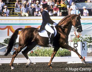 Ulla Hakanson and Flamingo at the 1984 Olympic Games in Los Angeles :: Photo © Hugo Czerny