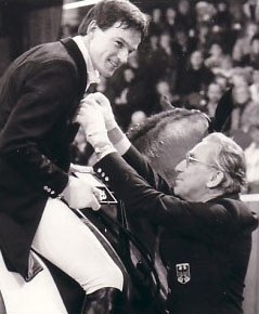 Ralf Isselhorst gets his Golden Rider Badge from Dr. Reiner Klimke