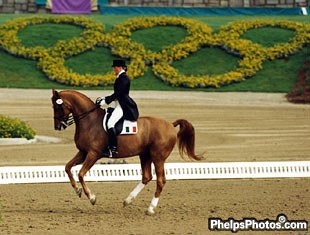 Irish Heike Holstein on Devereaux at the 1996 Olympic Games in Atlanta :: Photo © Mary Phelps