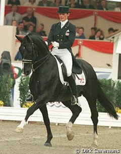 Coby van Baalen and Olympic Ferro at the 1998 World Equestrian Games :: Photo © Dirk Caremans