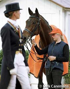 Anky van Grunsven on the podium, Bonfire waiting at the 1998 World Equestrian Games :: Photo © Dirk Caremans