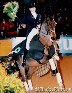 Anky van Grunsven and Bonfire Win the 1999 CDI-W Amsterdam :: Photo © Mary Phelps
