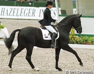 Susan Draper and Del Piero at the 1999 World Young Horse Championships :: Photo © Dirk Caremans