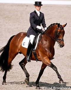 Anky van Grunsven and Ictenos at the 1999 World Young Horse Championships :: Photo © Arnd Bronkhorst