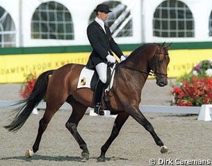 Stefan van Ingelgem and Rockefeller van de Zelm at the 1999 World Young Horse Championships in Arnheim :: Photo © Dirk Caremans