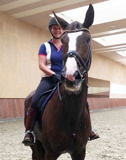 Anna Kasprzak on Patrik at her home yard in Denmark