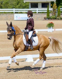 Ellanor Boehning and Kabam :: Photo © Sue Stickle