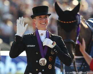 Jessica von Bredow-Werndl wins kur bronze at the 2019 European Dressage Championships :: Photo © Astrid Appels