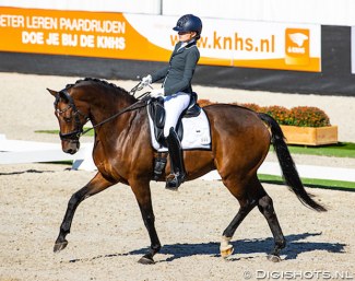 Maud de Reu on Webron at the 2020 Dutch Para Championships :: Photo © Digishots