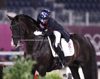 Lottie Fry and Everdale at the 2021 Olympics in Tokyo :: Photo © Astrid Appels