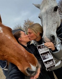 Cathrine and Rasmine Laudrup-Dufour are expecting :: Photo © private