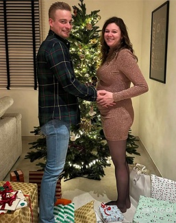 Stef Alen and Belgian Olympian Laurence Roos are expecting 