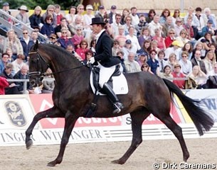 Karin Rehbein and Cherie :: Photo © Dirk Caremans