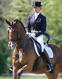 Anky van Grunsven and Nelson at the 2007 CDN Schaijk :: Photo © Digishots