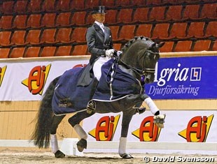 Edward Gal and Totilas at the 2008 CDI Flyinge :: Photo © David Svensson