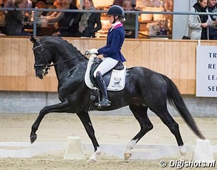 Dinja van Liere and Total U.S. :: Photo © Digishots