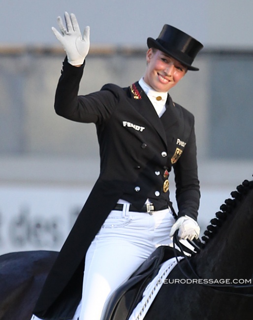 Wedding bells for Fabienne Lutkemeier :: Photo © Astrid Appels