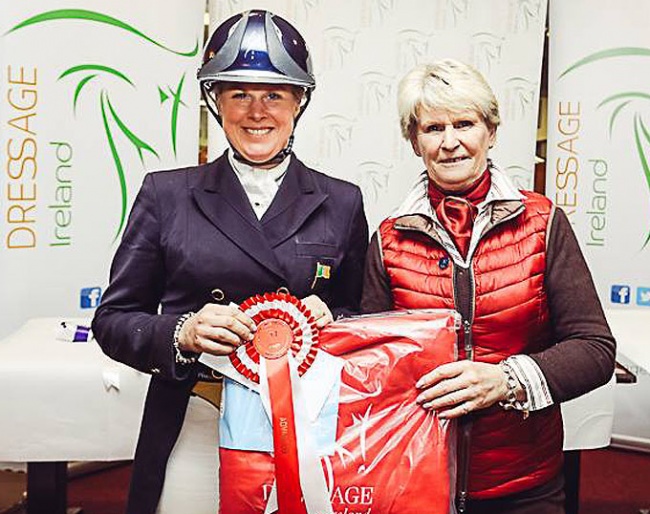 Intermédiare I final presentation by Gillian Kyle [Vice-Chairperson Dressage Ireland] to Heike Holstein.