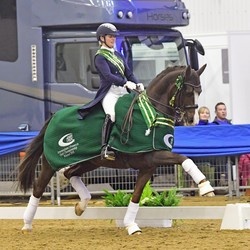 Sadie Smith and Keystone Dynamite :: Photo © Kevin Sparrow