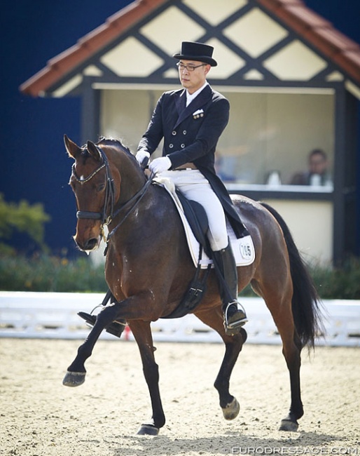 Dong Seon Kim on his small tour horse Schone Zeit at the 2018 CDI Hagen :: Photo © Astrid Appels