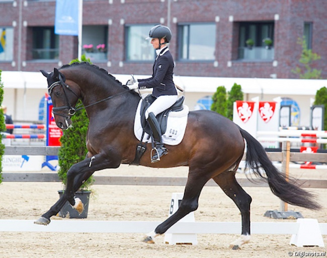 Eva Möller and Jovian win the 2018 Pavo Cup qualifier in Geesteren, The Netherlands :: Photo © Digishots