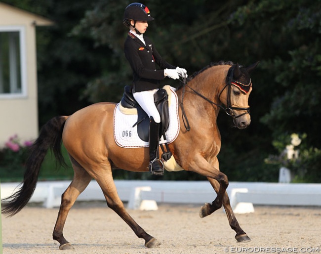 Lucie Anouk Baumgürtel and Massimiliano at the 2018 CDIO-PJYR Hagen :: Photo © Astrid Appels