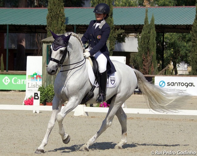 2018 Portuguese Junior Champion Maria Mafalda Deitado on Bandolim :: Photo © Rui Pedro Godinho