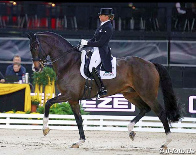 Dorothee Schneider and Faustus at the 2018 CDI-W Stuttgart :: Photo © LL-foto