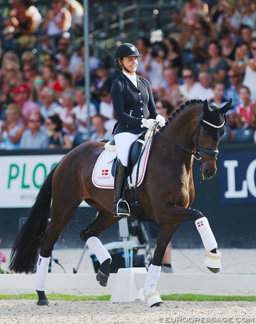 Victoria Vallentin and Straight Horse Ascenzione at the 2018 World Young Horse Championships :: Photo © Astrid Appels