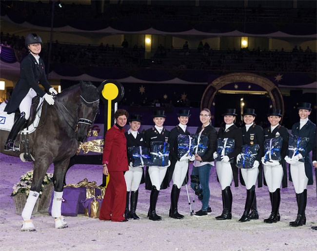 The 2019 Deutsche Bank Equestrian Sport Academy Grant Recipients with Monica Theodorescu :: Photo © Thomas Hellmann