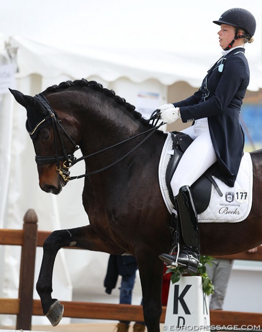 Ann-Christin Wienkamp and Daley Thompson warming up for the Nurnberger Burgpokal qualifier in Hagen :: Photo © Astrid Appels