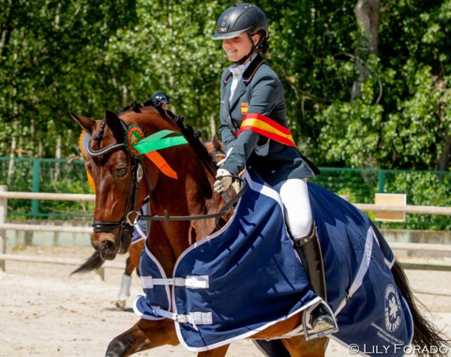 Maria Bech Salvatella and Kooihuster Keimpe :: Photo © Lily Forado