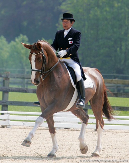 Toshihiko Kiso and Esko at the 2006 CDI Hansbeke :: Photo © Astrid Appels