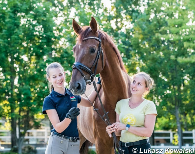 Owner Hanna Hoffer and rider Nikolett Szalai with the 6-year old Bentley :: Photo © Lukasz Kowalski