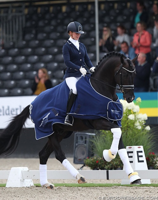 Jessica Lynn Thomas and Secret win the 5-year old preliminary test at the 2019 World Young Horse Championships :: Photo © Astrid Appels