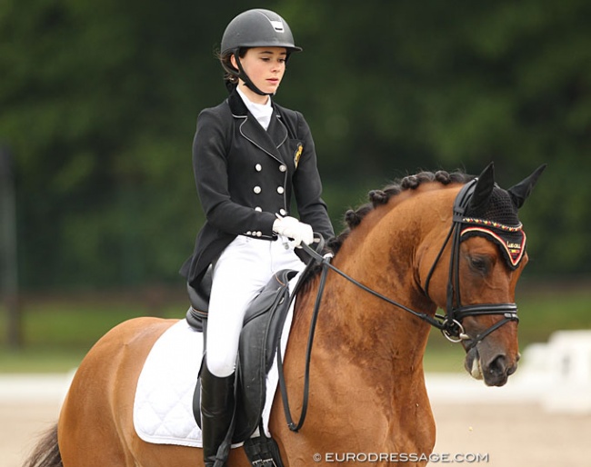 Louise Mourlon Beernaert and Don't Dream at the 2014 CDI Kapellen :: Photo © Astrid Appels