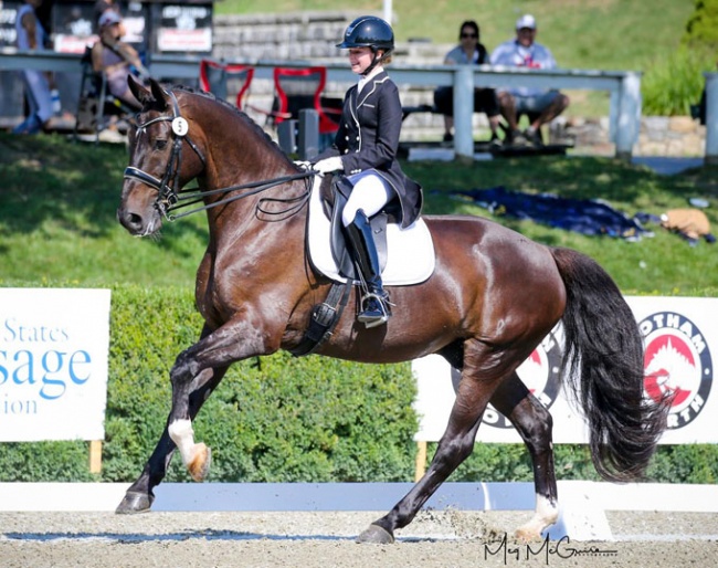 Annelise Klepper and Happy Texas Moonlight are the 2019 North American Junior Riders Champions :: Photo © Meg McGuire