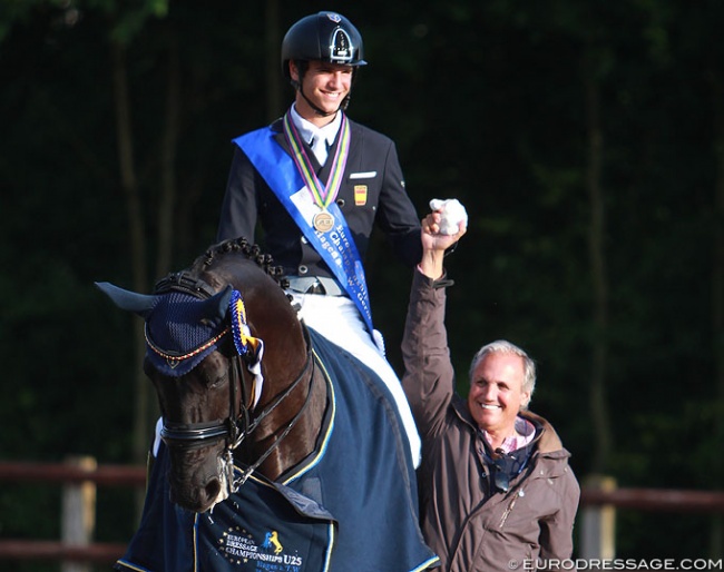 Juan Matute Guimon and his father at the 2016 European Under 25 Championships, where Juan won individual bronze :: Photo © Astrid Appels