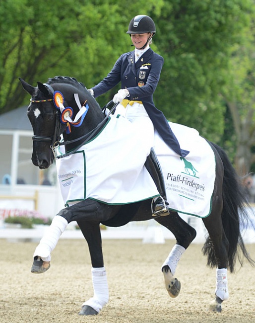 Sanneke Rothenberger and Deveraux in 2016